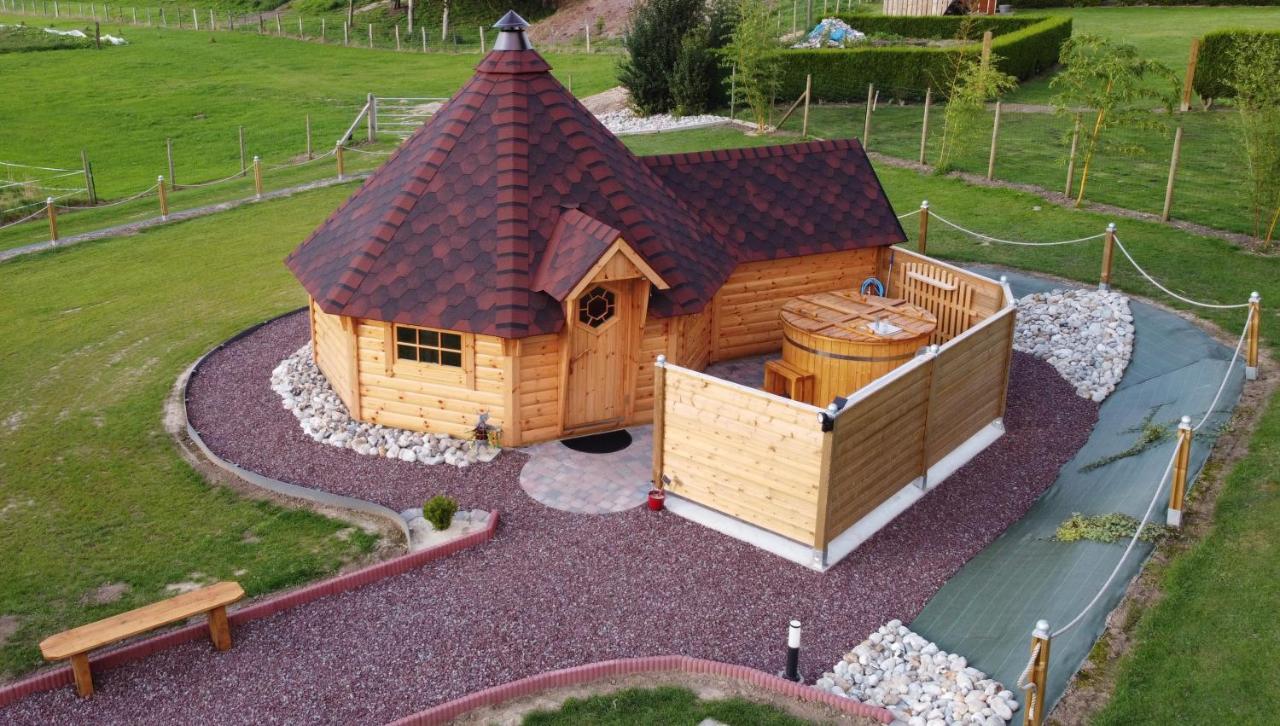 Kota Scandinave Avec Son Bain Nordique Privatif - Gite Du Moulin 62130 Pierremont Exterior foto
